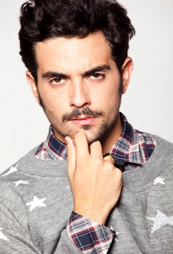 ג’ייסון דנינו הולט - Jason Danino Holt